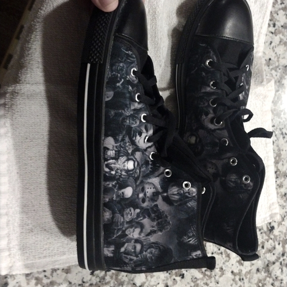Men's size 12 horror theme shoe - Picture 1 of 11